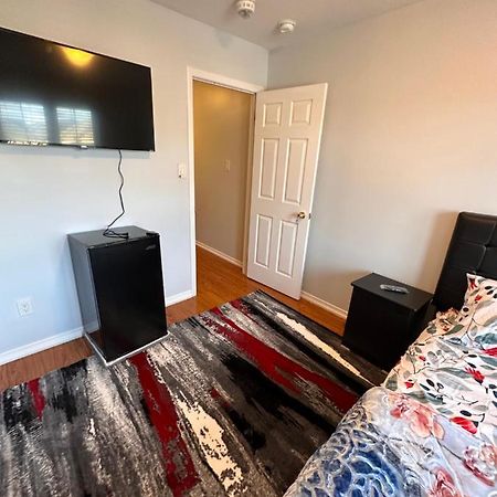 Cmoney Beautiful Home 2 Brampton Exteriör bild