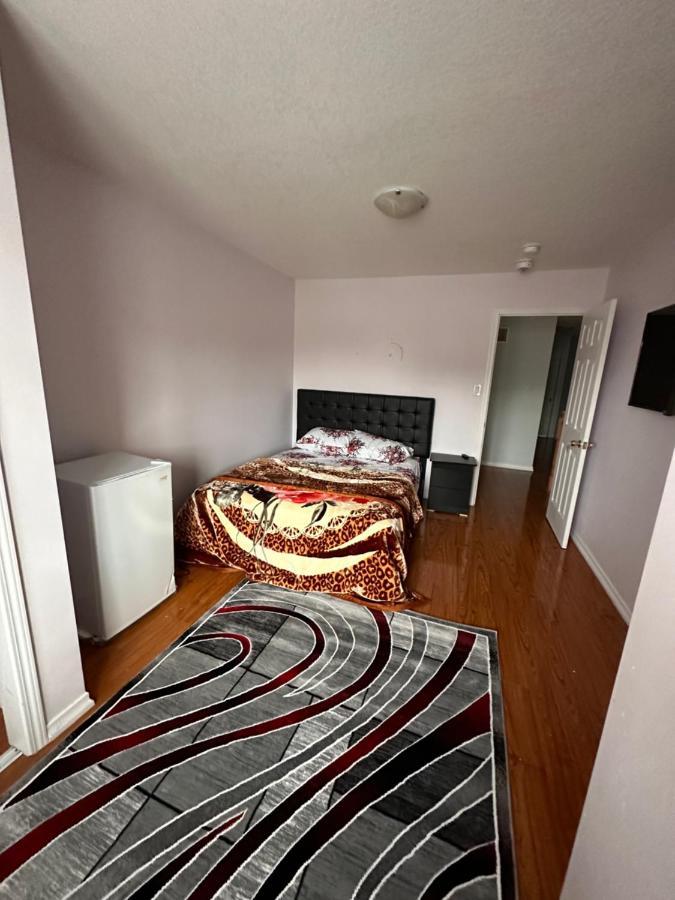 Cmoney Beautiful Home 2 Brampton Exteriör bild