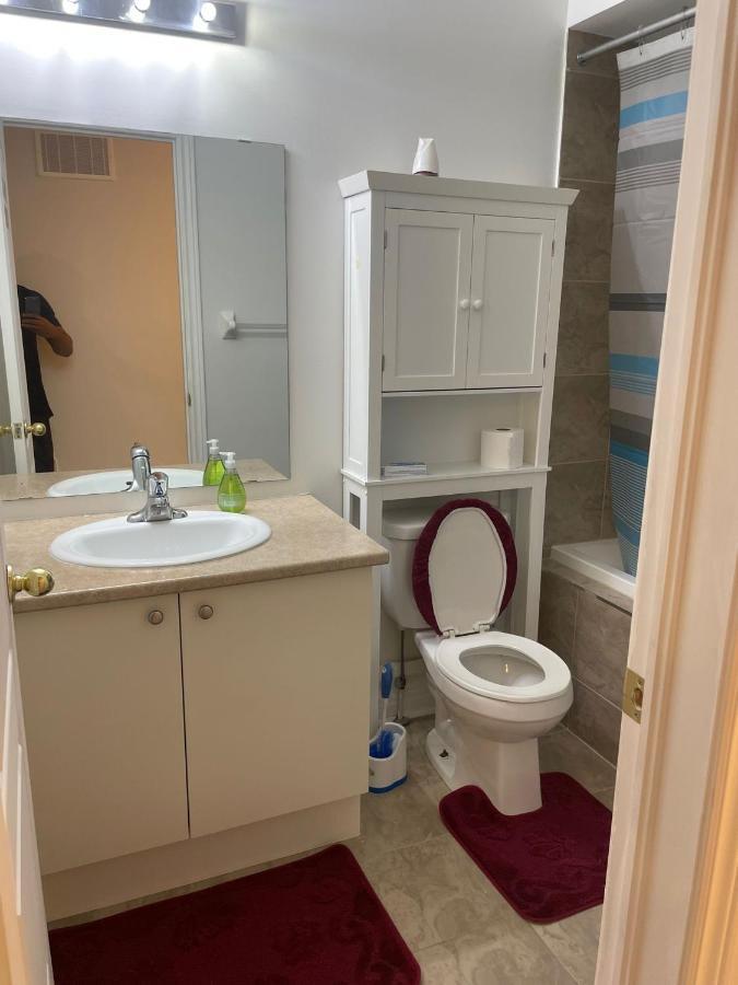 Cmoney Beautiful Home 2 Brampton Exteriör bild